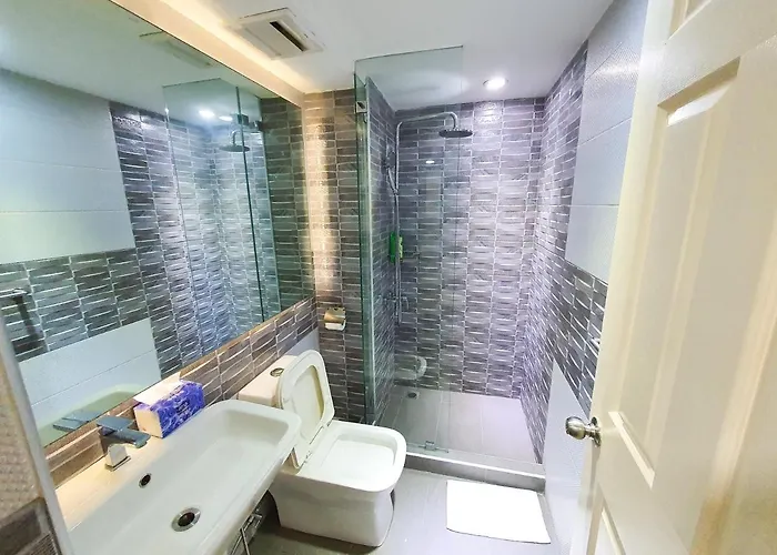 Apartamento Burgundy Mckinley Place Service *
