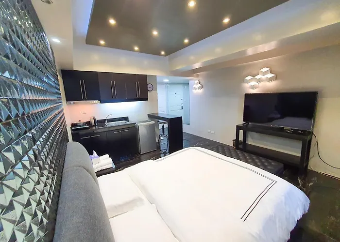 Apartamento Burgundy Mckinley Place Service