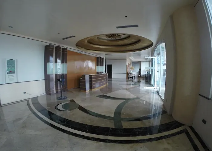 Apartamento Burgundy Mckinley Place Service